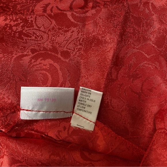 Frederick’s Of Hollywood Vintage Red Silky Rose Cami & Tap Shorts *NWT *Size M&S - Picture 6 of 8